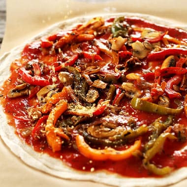 طرز تهیه پیتزا سبزیجات خوشمزه برای گیاهخواران