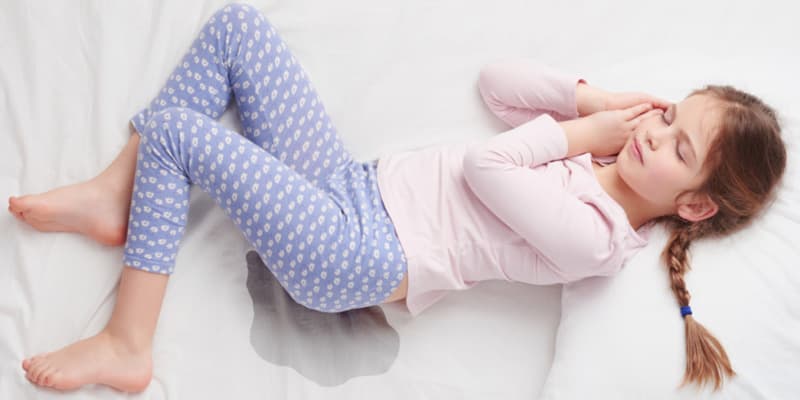 مهم‌ترین دلایل شب ادراری کودکان چیست