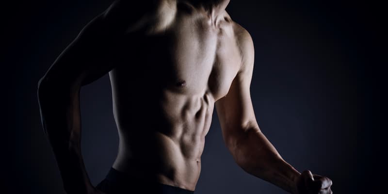 تمرین برای فرم‌دهی و تقویت عضلات شکم در مردان + تصاویر